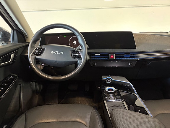 Kia EV6 7 of 15