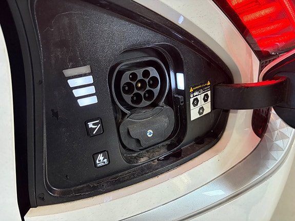 Kia EV6 13 of 15