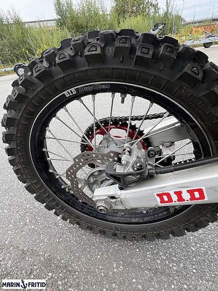 Honda CRF 450 R 9 of 11