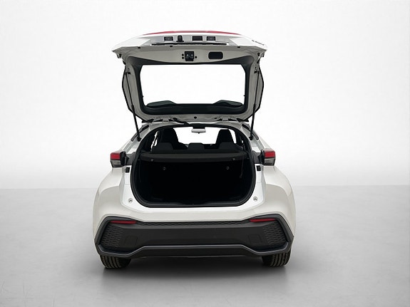 Toyota C-HR 27 of 30