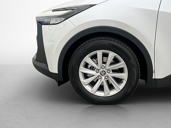Toyota C-HR 28 of 30