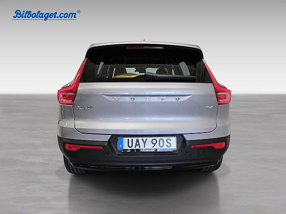Volvo XC40 5 of 15