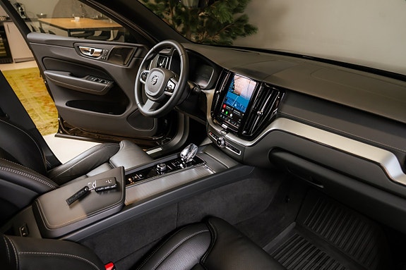 Volvo XC60 23 of 25