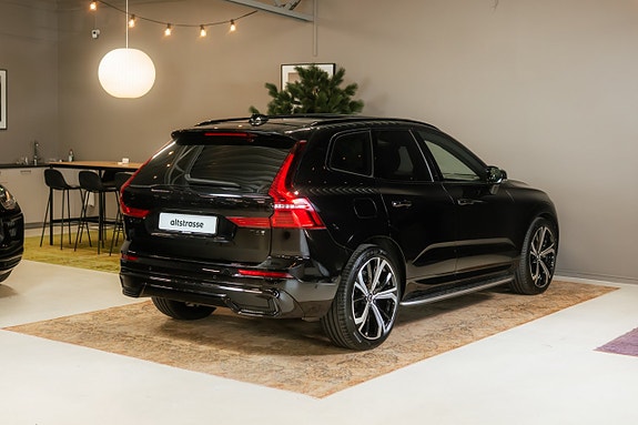 Volvo XC60 9 of 25