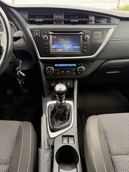 Toyota Auris 20 of 23