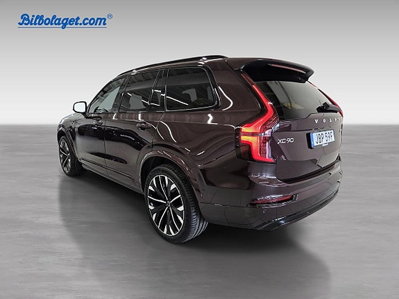 Volvo XC90 4 of 18