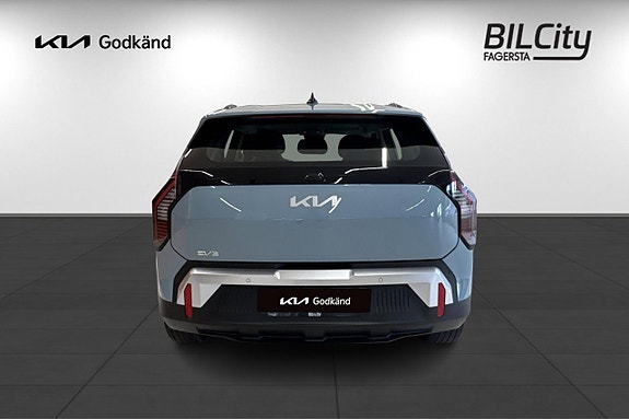 Kia EV3 5 of 15