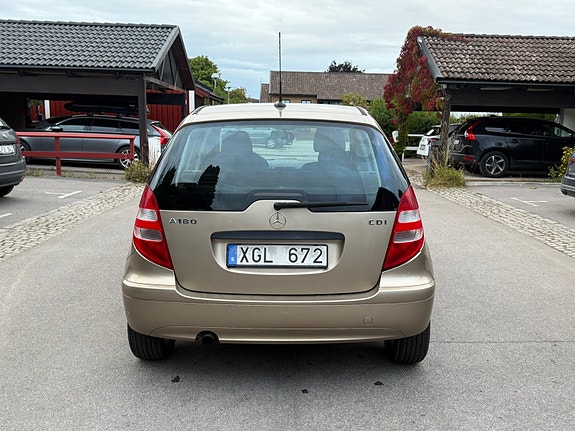 Mercedes-Benz A180 15 of 16