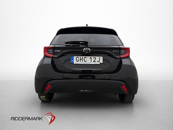 Toyota Yaris 7 of 30