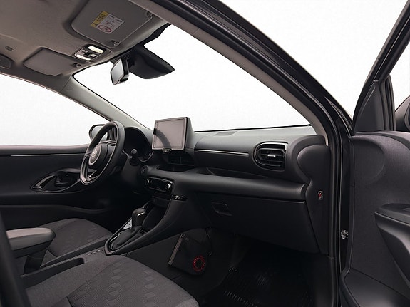 Toyota Yaris 27 of 30