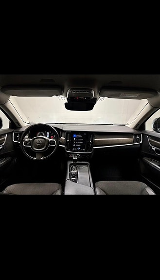 Volvo V90 Cross Country 12 of 21