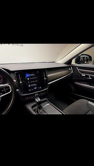 Volvo V90 Cross Country 13 of 21