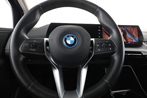 BMW 225e 19 of 30