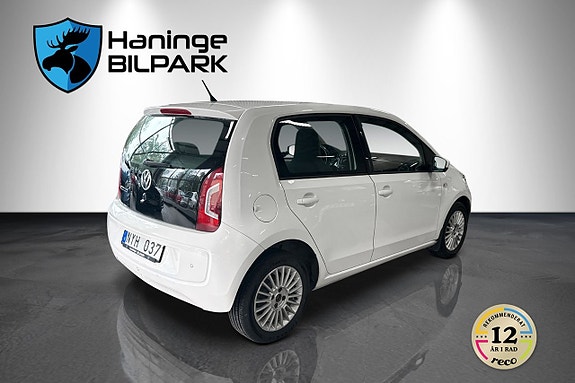 Volkswagen UP! 8 of 28