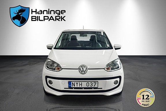 Volkswagen UP! 3 of 28
