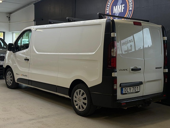 Renault Trafic 21 of 23
