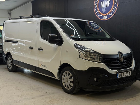 Renault Trafic 2 of 23