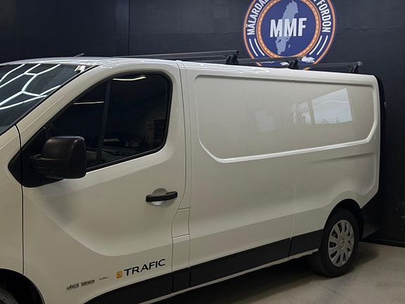 Renault Trafic 13 of 23