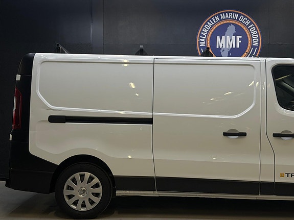 Renault Trafic 3 of 23