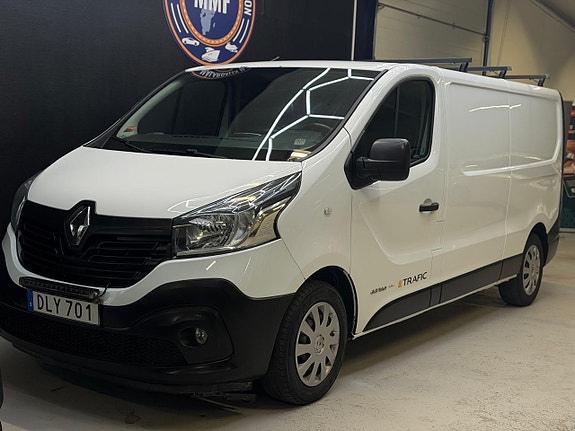 Renault Trafic 5 of 23