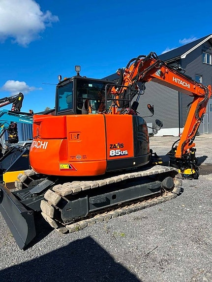 Hitachi ZX 85 US-6 2 of 6