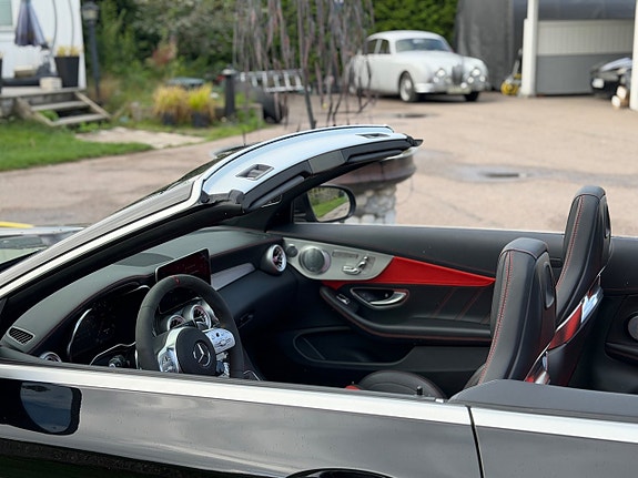 Mercedes-Benz C63 20 of 25