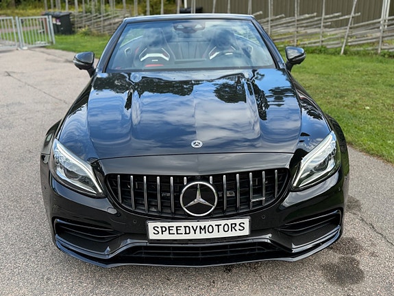 Mercedes-Benz C63 12 of 25