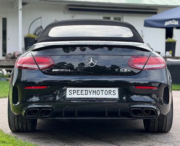 Mercedes-Benz C63 3 of 25