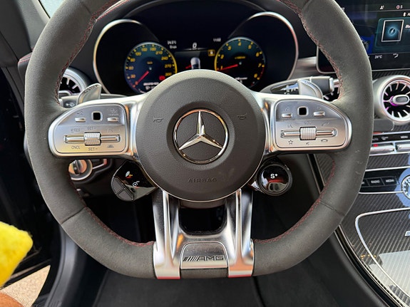 Mercedes-Benz C63 23 of 25