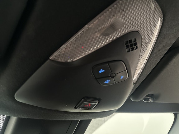 Toyota C-HR 20 of 30