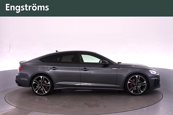 Audi A5 2 of 21