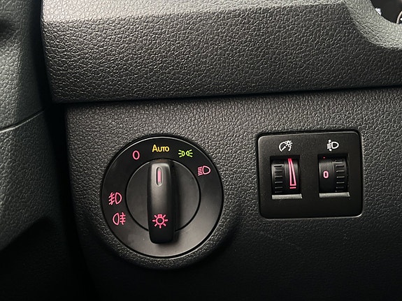 Volkswagen Caddy 14 of 28
