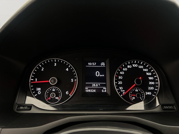 Volkswagen Caddy 18 of 28