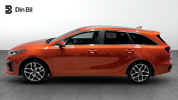 Kia Ceed 2 of 12