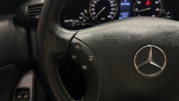 Mercedes-Benz C180 20 of 27