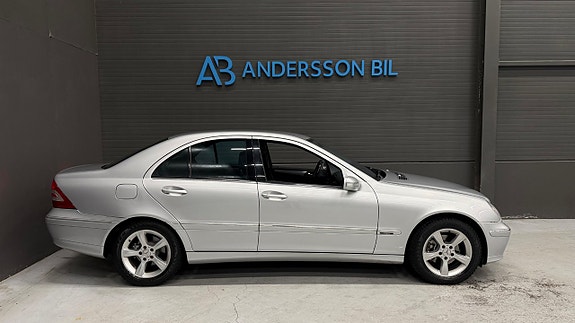 Mercedes-Benz C180 5 of 27