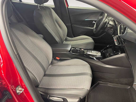 Peugeot 2008 15 of 26