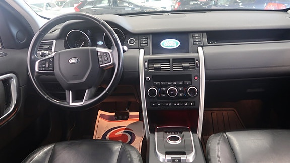 Land Rover Discovery Sport 11 of 16