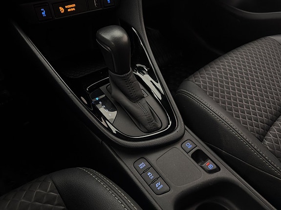 Toyota Yaris 21 of 22