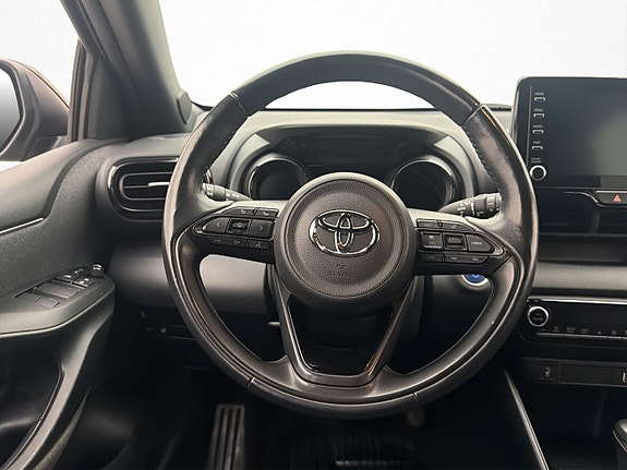 Toyota Yaris 10 of 22