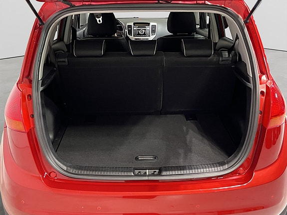Kia Venga 11 of 18