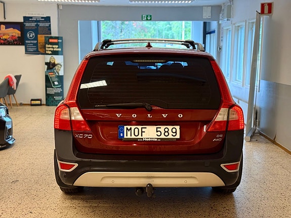 Volvo XC70 4 of 13