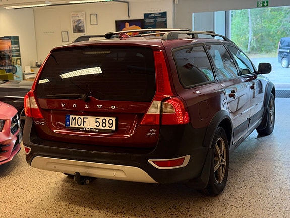 Volvo XC70 5 of 13