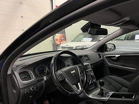 Volvo S60 13 of 13