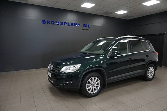 Vw Tiguan 2,0 TDI 4Motion Aut Panorama 2 of 12
