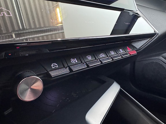 Peugeot 408 16 of 20