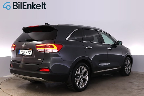 Kia Sorento 3 of 30