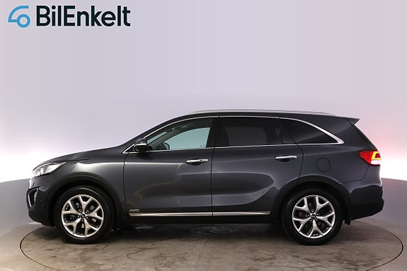 Kia Sorento 5 of 30