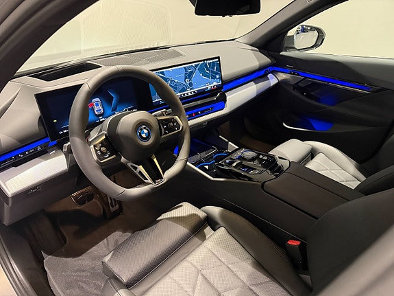 BMW i5 18 of 20