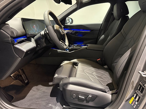 BMW i5 17 of 20